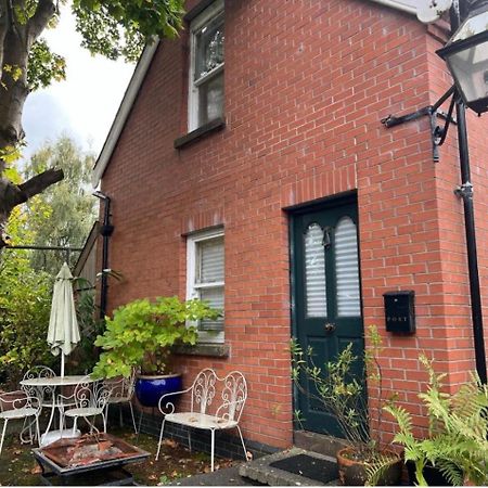 Appartamento Self Contained Coach House In Leafy South Belfast The Location Is Not Accurate Esterno foto